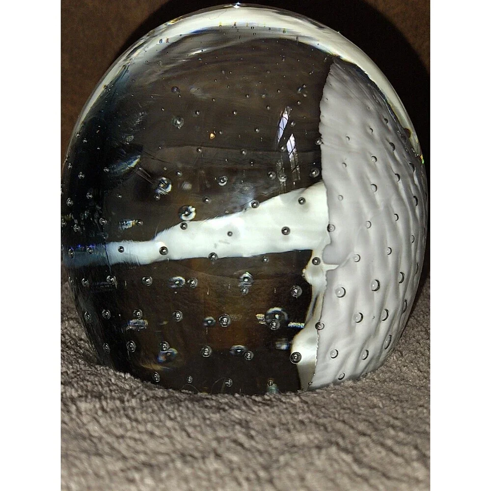 Vintage Controlled Bubble Art Glass Paperweight White & Smoky Black Swirl 3.5